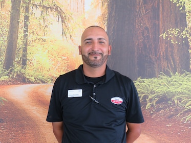 Staff member Johnny Gonzales from ID_6639662ad104
