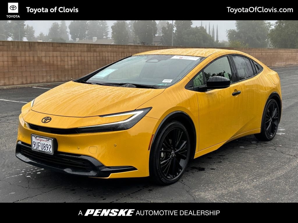 2025 Toyota Prius Hatchback 