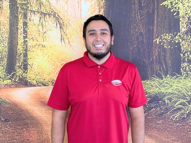 Staff member Jesus Lopez from ID_ed4f4eaa17a1