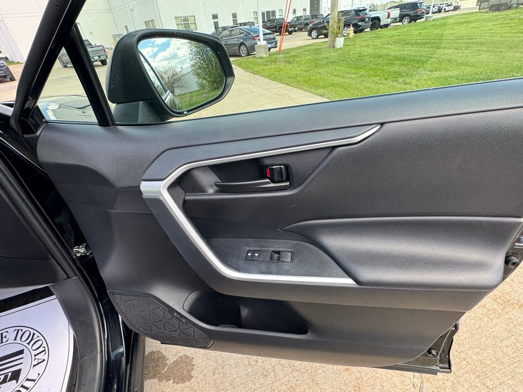 2024 Toyota RAV4 LE - Photo 56