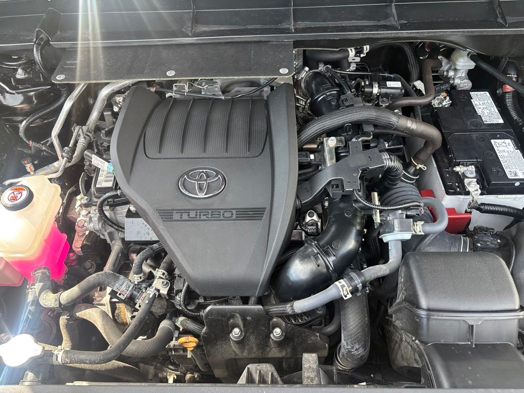 2025 Toyota Highlander XSE - Photo 36