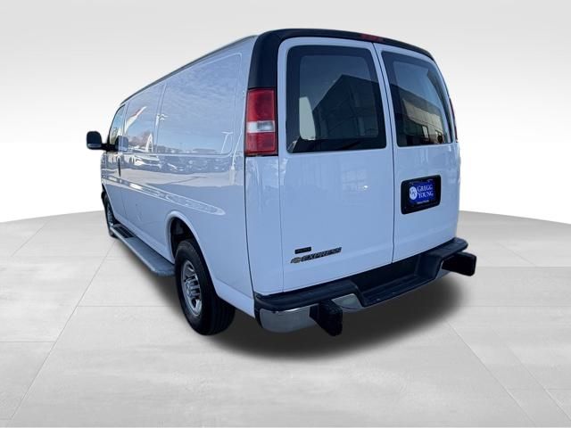 2023 Chevrolet Express 2500 Work Cargo Van photo 2