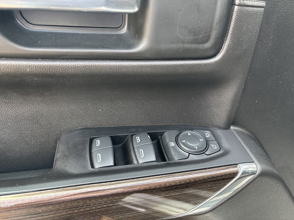 2022 Chevrolet Silverado 1500 Limited RST - Photo 16