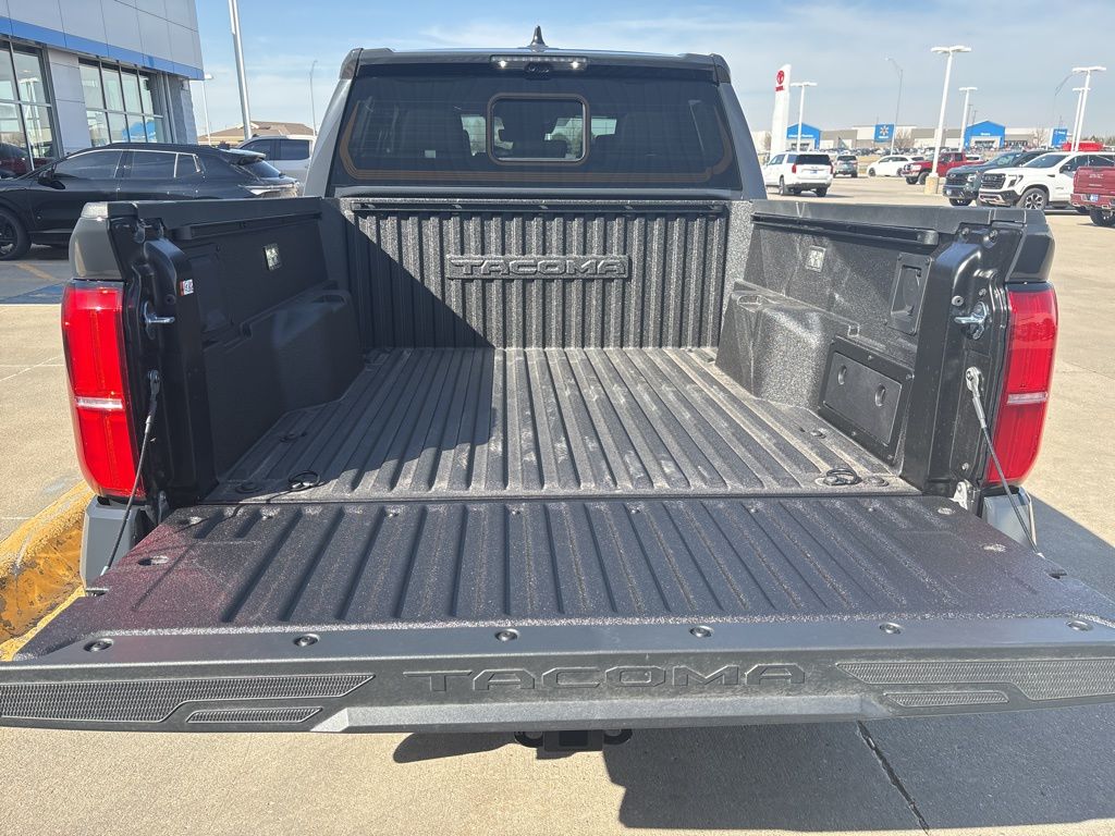 2026 Toyota Tacoma Limited - Photo 8
