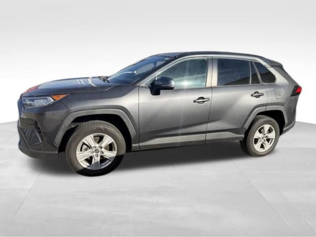 Used 2021 Toyota RAV4 XLE SUV