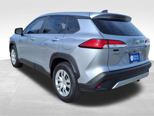 2024 Toyota Corolla Cross L photo 3