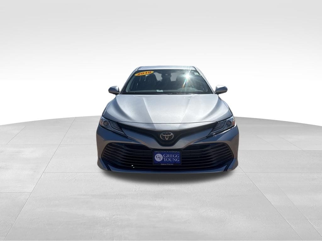 Used 2019 Toyota Camry XLE Sedan