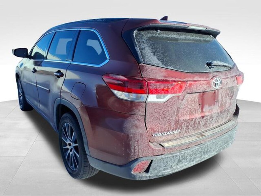 Used 2017 Toyota Highlander SUV