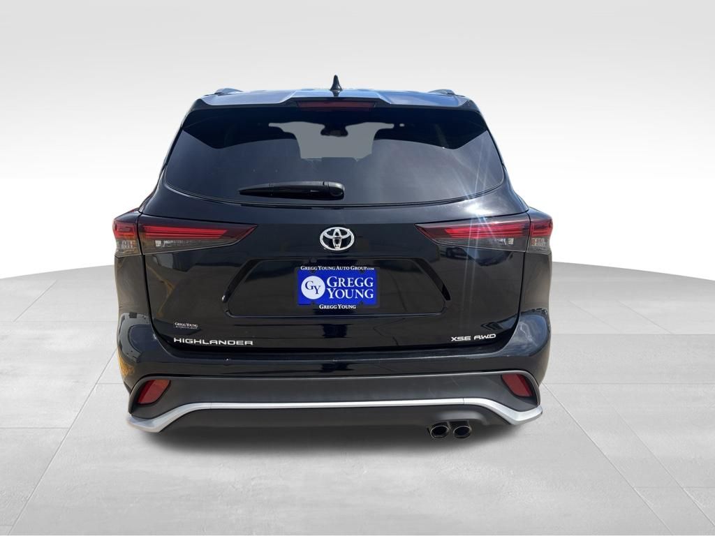 2025 Toyota Highlander XSE - Photo 8
