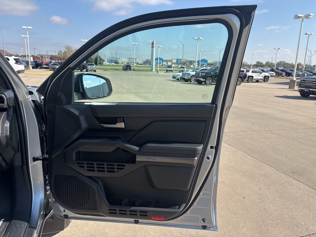 2026 Toyota Tacoma TRD Off Road - Photo 21