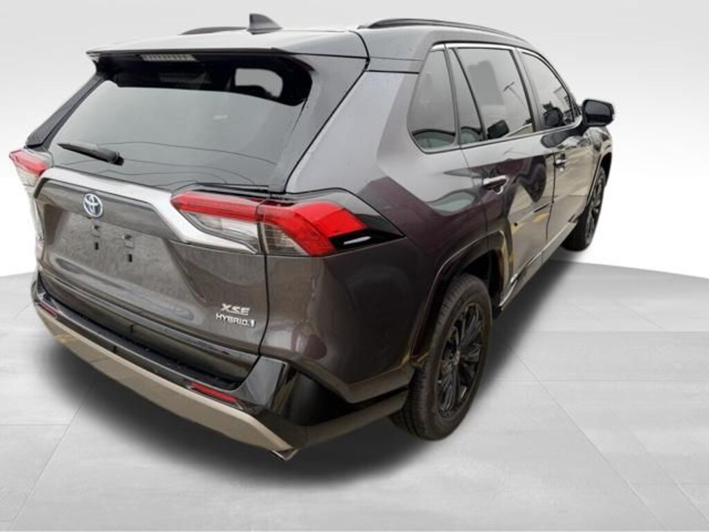 Used 2022 Toyota RAV4 Hybrid XSE SUV