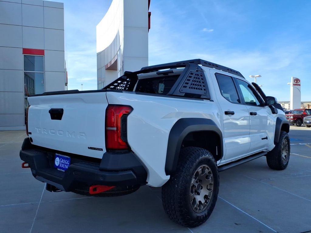 2026 Toyota Tacoma Trailhunter - Photo 7