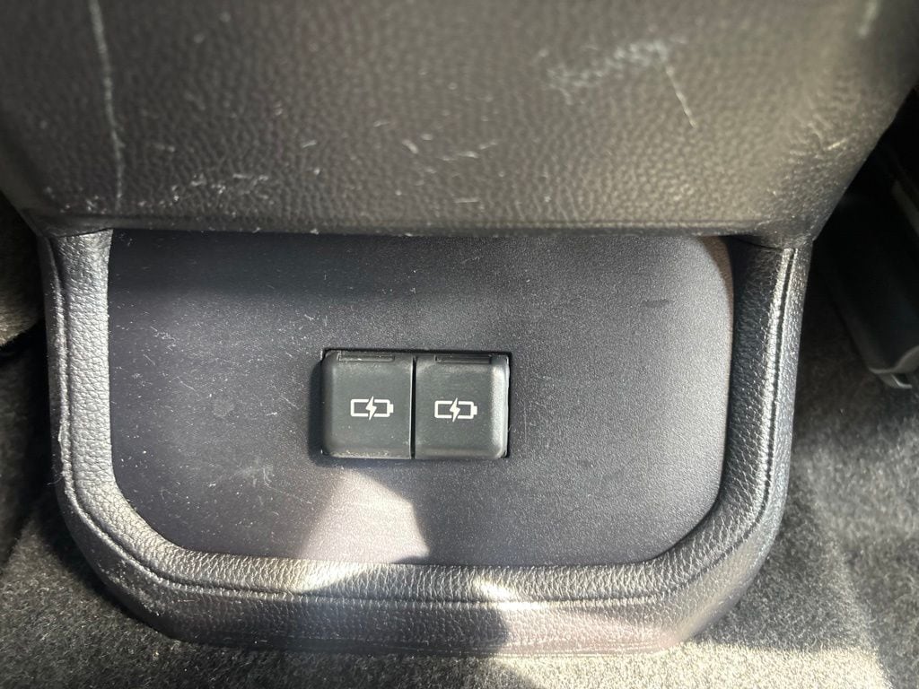 2025 Toyota Highlander XSE - Photo 34
