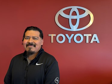 Staff member Jesus Ramirez from ID_112c03