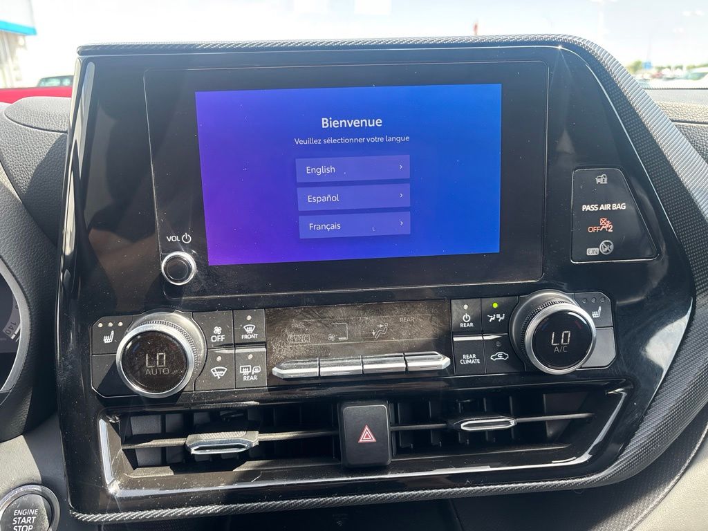 2025 Toyota Highlander XSE - Photo 22