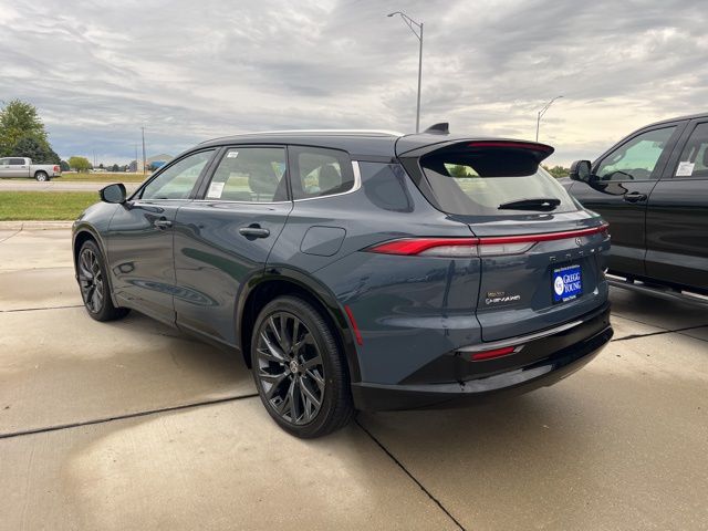 2025 Toyota Crown Signia Limited photo 2