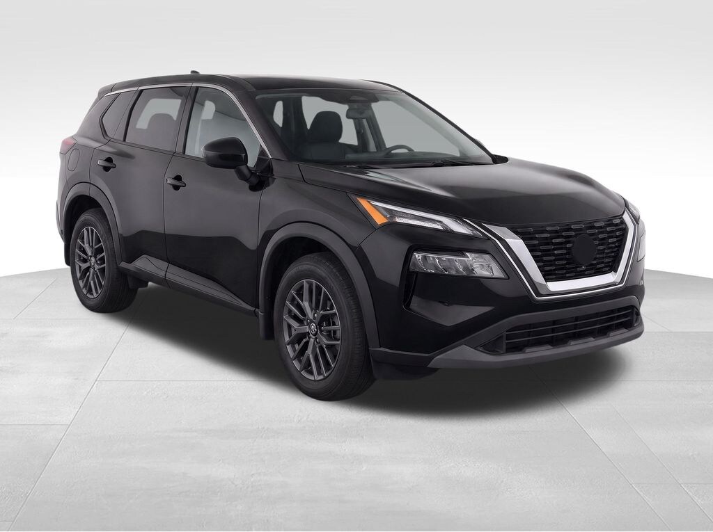 Used 2023 Nissan Rogue S SUV