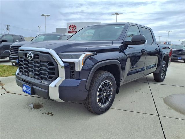 2026 Toyota Tundra SR5 CREWMAX 5.5 