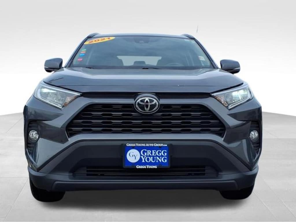 Used 2021 Toyota RAV4 XLE SUV
