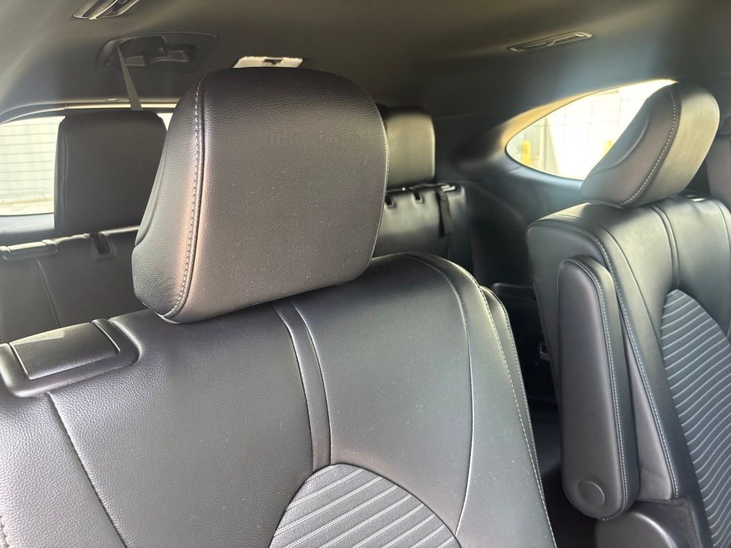 2025 Toyota Highlander XSE - Photo 32