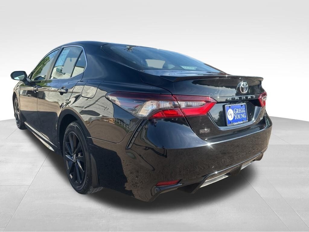 Used 2021 Toyota Camry SE Sedan