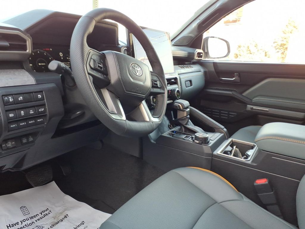 2026 Toyota Tacoma Trailhunter - Photo 14