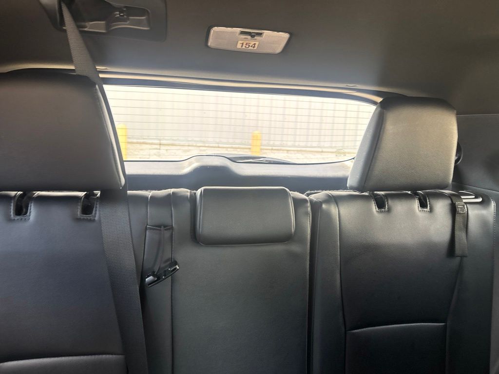 2025 Toyota Highlander XSE - Photo 35