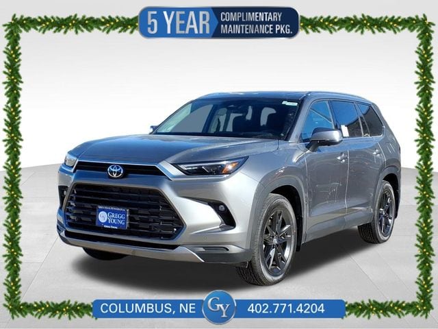 2026 Toyota Grand Highlander Platinum's photo