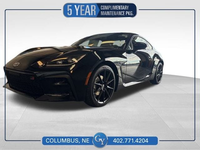 2026 Toyota GR86 2+2 COUPE 6 SPD M/T 