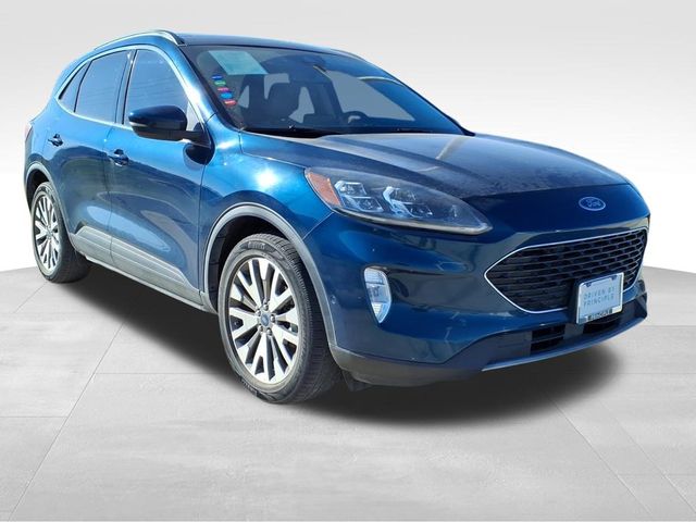 2020 Ford Escape Titanium photo 2