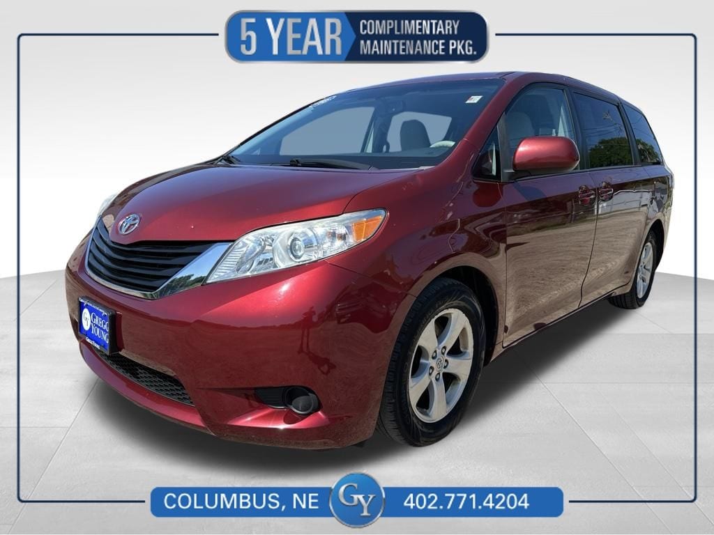 2014 Toyota Sienna Van 