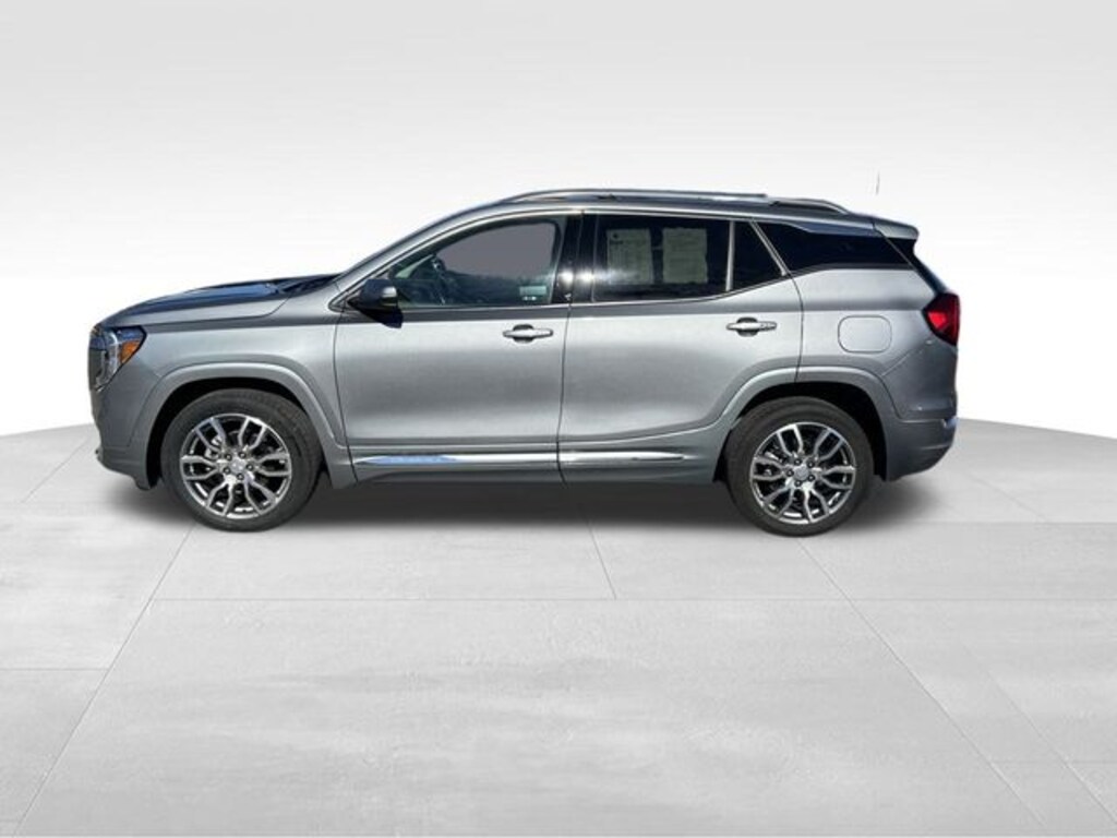 Used 2023 GMC Terrain Denali SUV