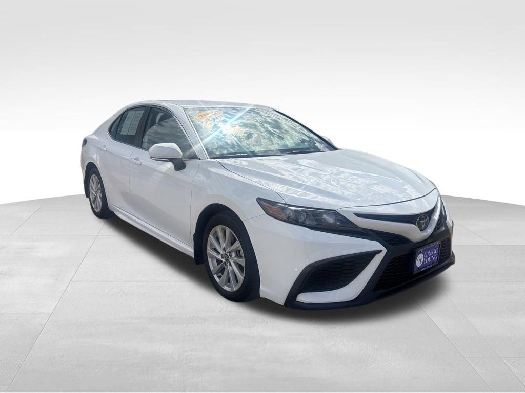 Used 2024 Toyota Camry SE Sedan
