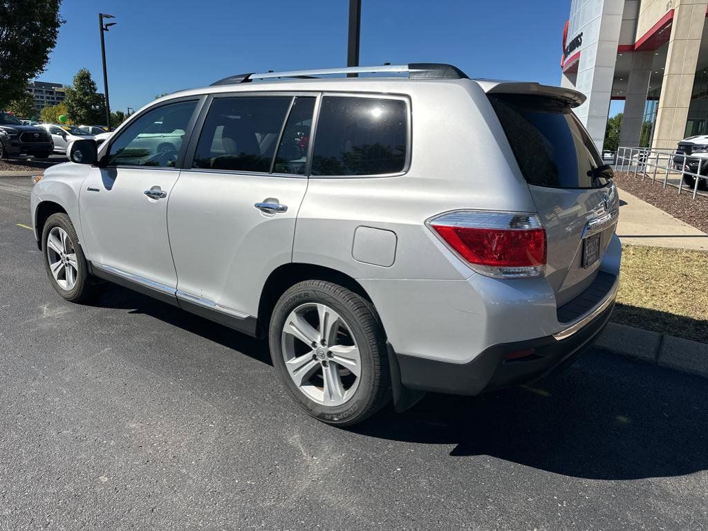 Used 2013 Toyota Highlander 4WD Limited V6 SUV