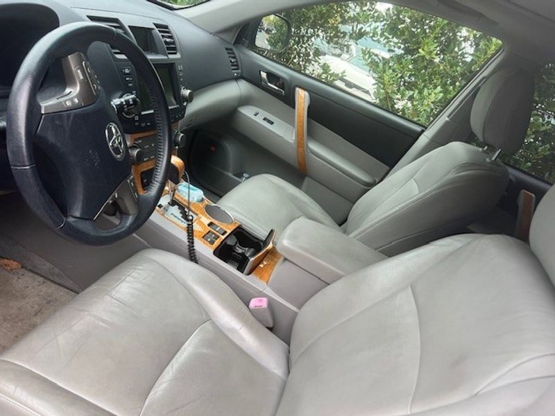 Used 2008 Toyota Highlander Hybrid Limited SUV