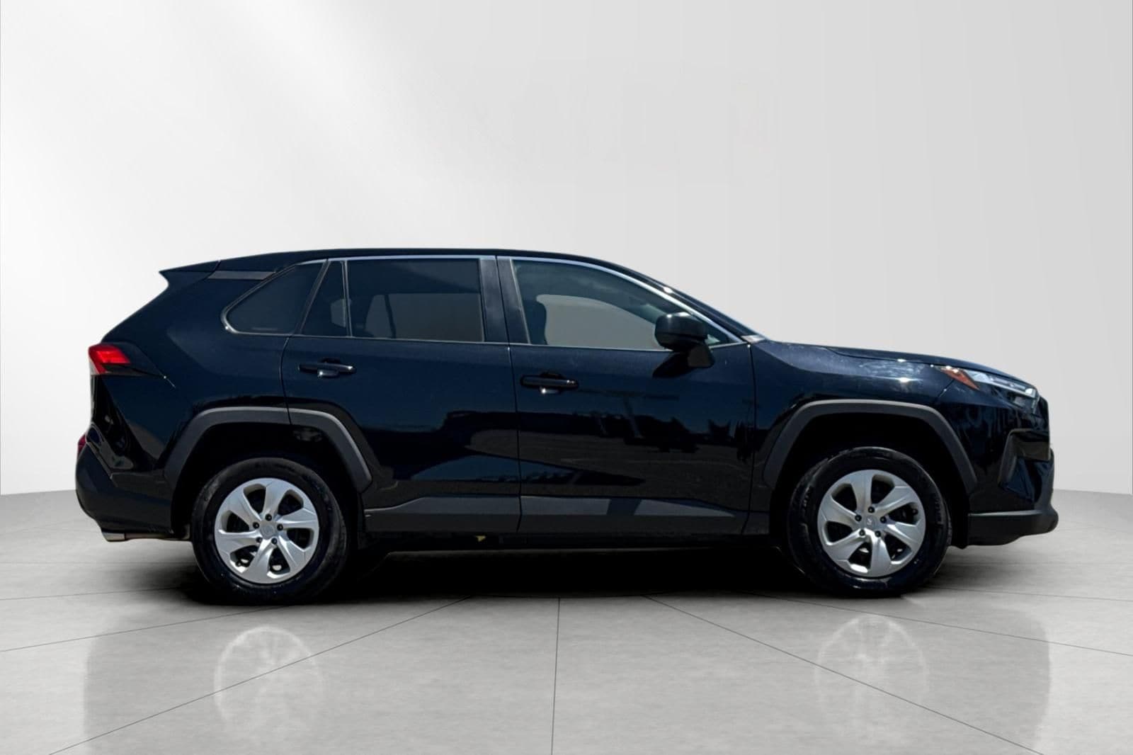 Used 2024 Toyota RAV4 LE with VIN 2T3H1RFV9RW323155 for sale in Northfield, Minnesota