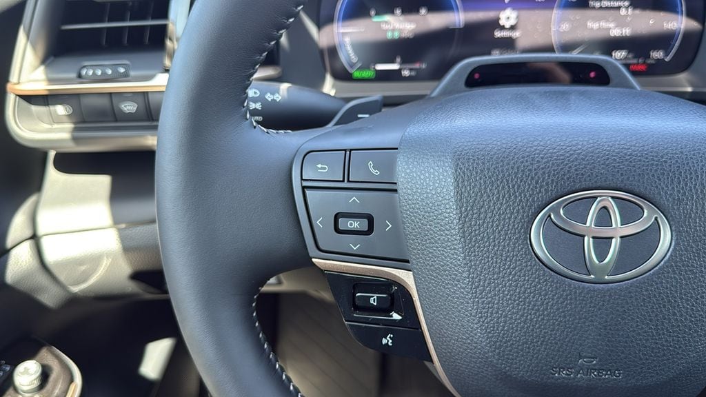 2026 Toyota Crown Platinum - Photo 19