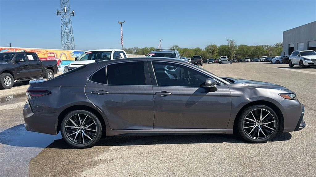 Used 2023 Toyota Camry SE Sedan