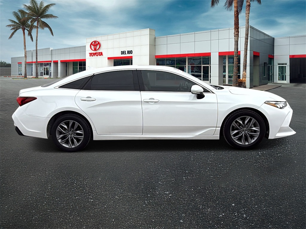 Used 2019 Toyota Avalon XLE Sedan