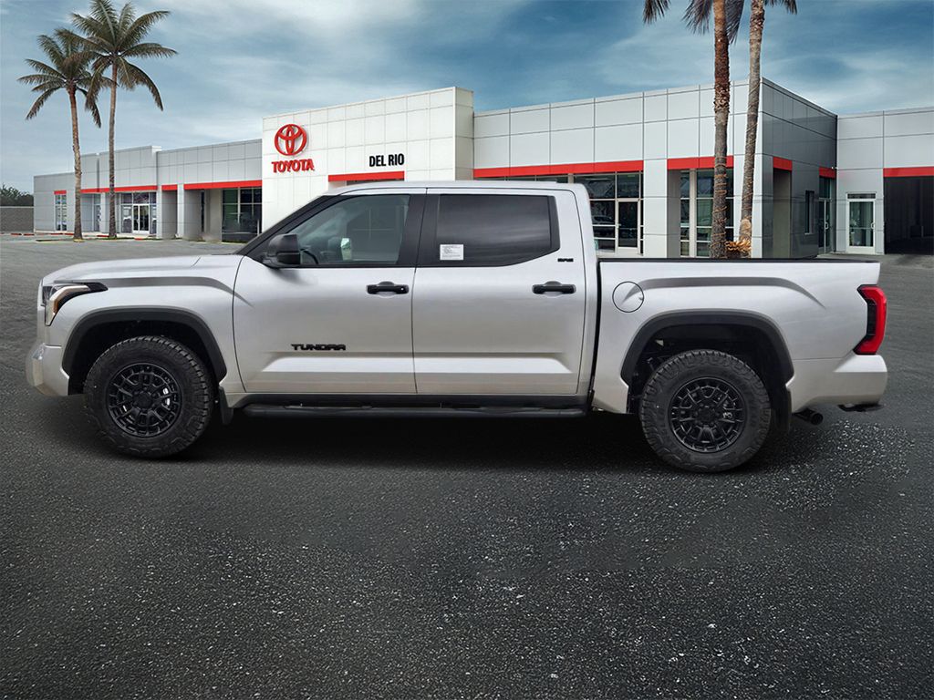 2025 Toyota Tundra SR5 - Photo 6