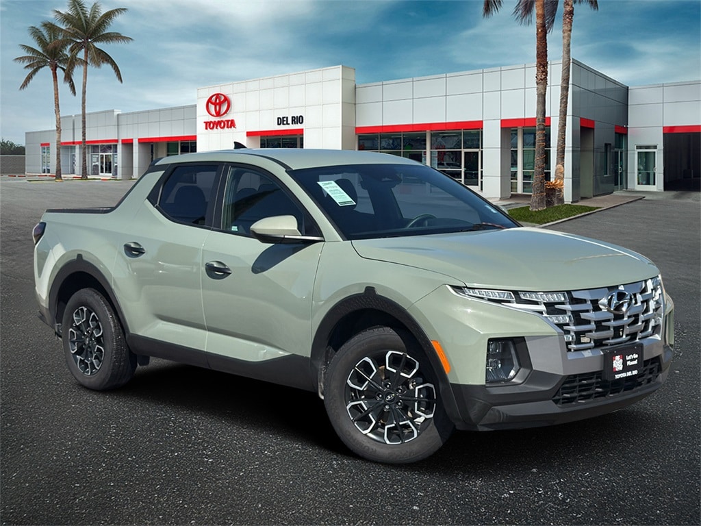 2024 Hyundai Santa Cruz SE's photo