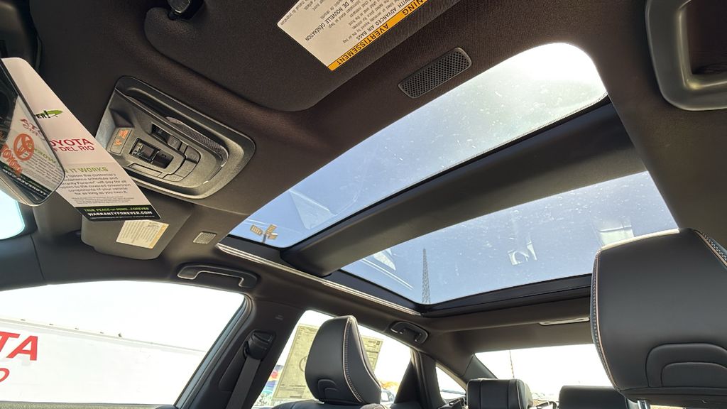 2026 Toyota Crown Platinum - Photo 12