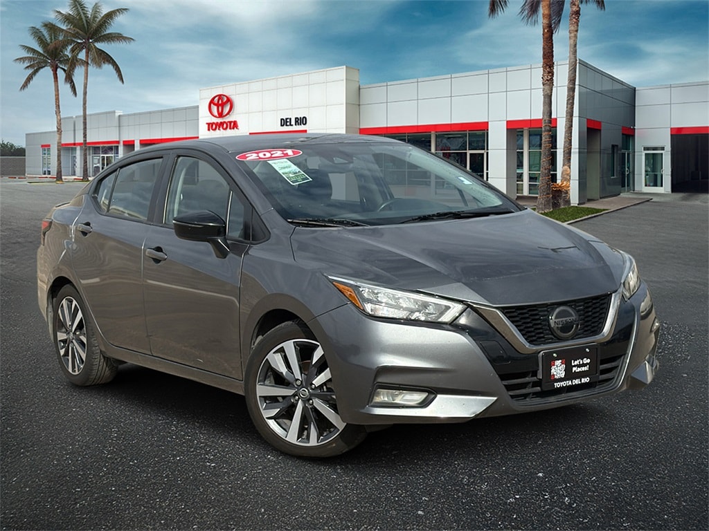 2021 Nissan Versa Sedan SR