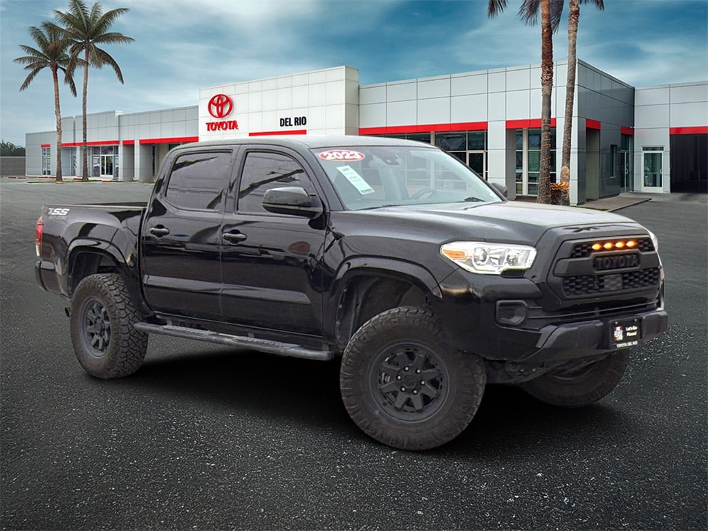 2023 Toyota Tacoma SR's photo