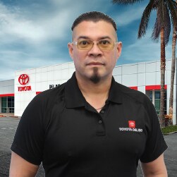 Staff member Juan Reyna from eebc24a4eb0b