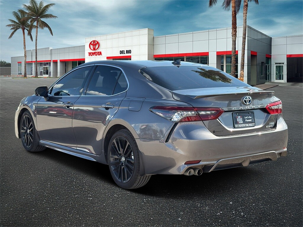 2023 Toyota Camry Hybrid XSE photo 4