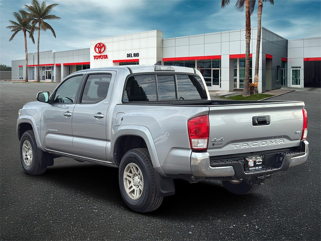 2017 Toyota Tacoma SR5 Sport TRD Pro photo 4