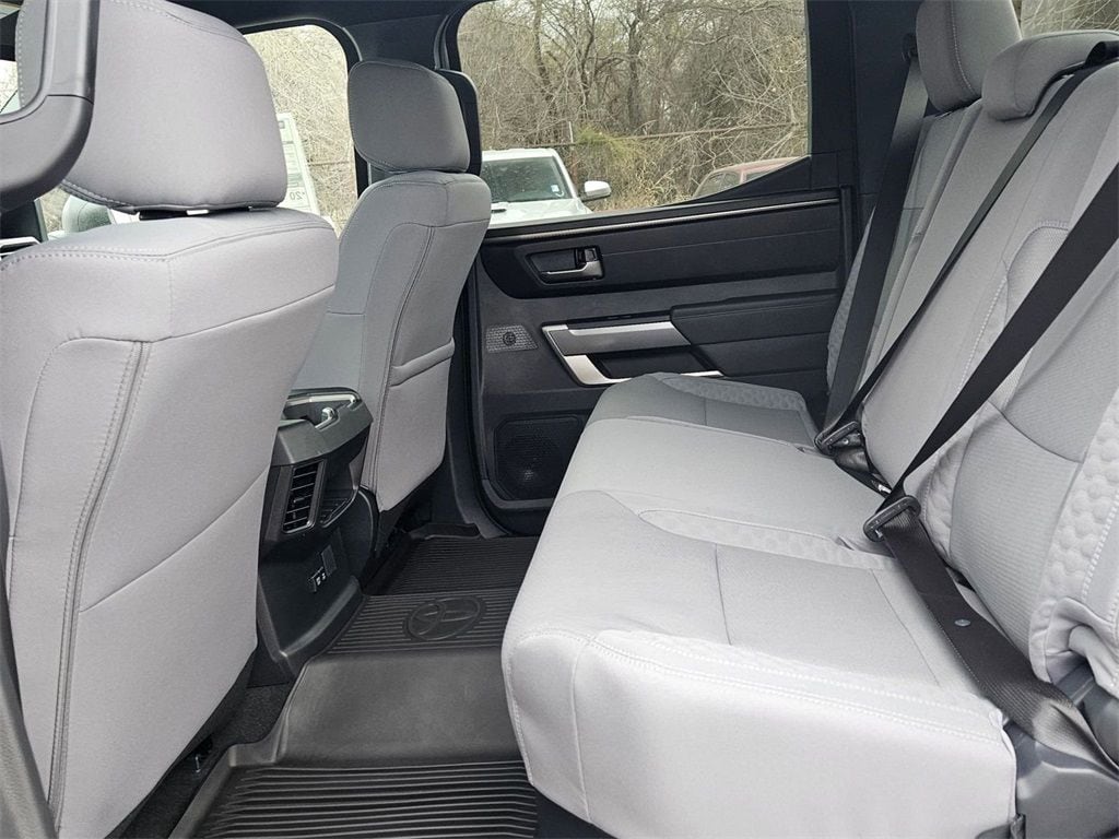 2025 Toyota Tundra SR5 - Photo 11