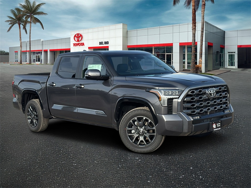 2026 Toyota Tundra Platinum's photo
