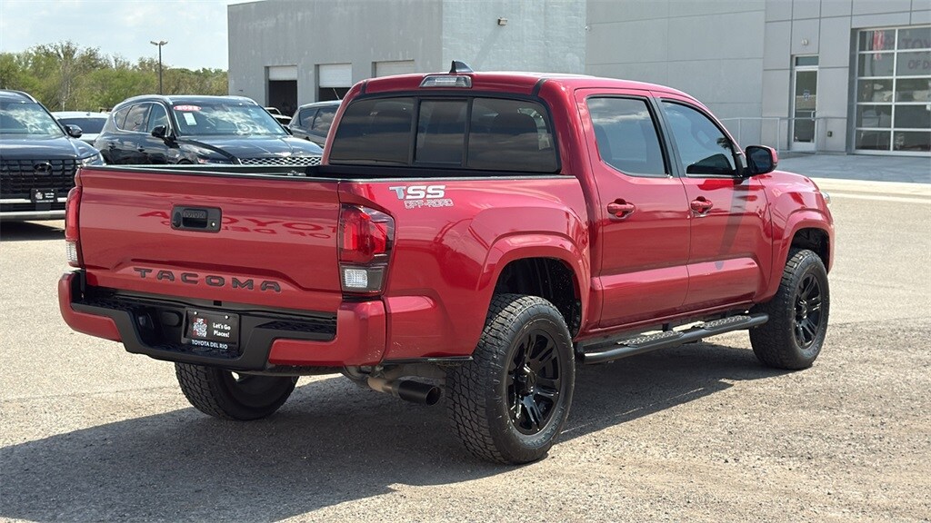 2022 Toyota Tacoma SR photo 3